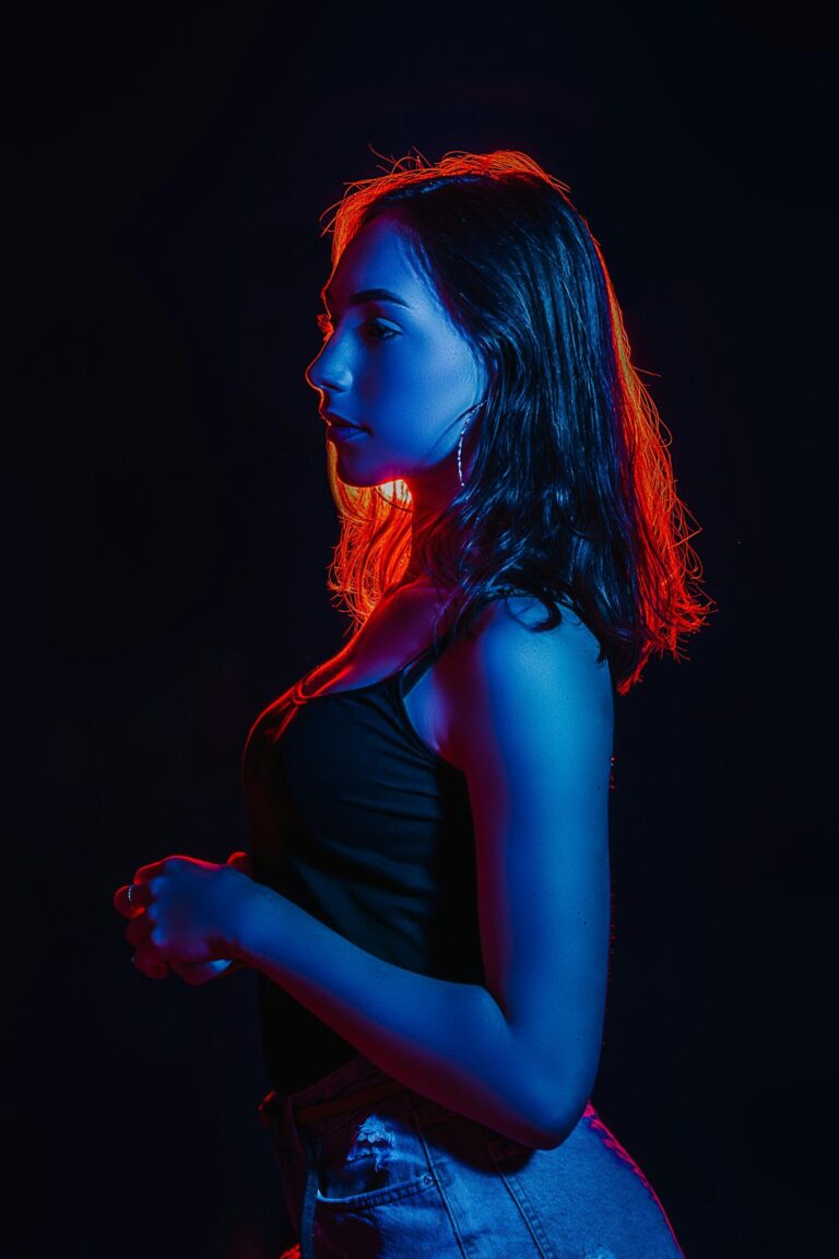 online barátnő neon megvilágítással